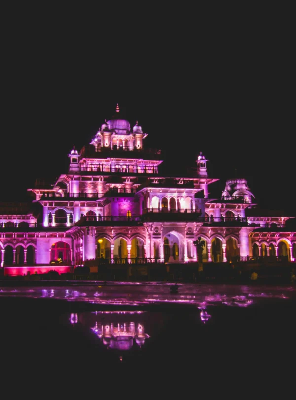 pexels-suketdedhia-1588032